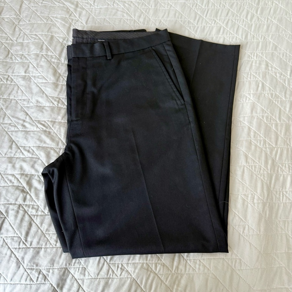 Men’s Calvin Klein Black Pants with Brand Label size 34/30